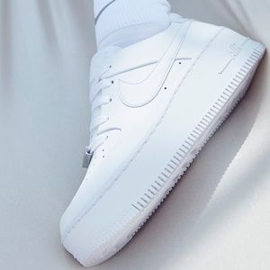 Nike Air Force 1 Sage Low Triple White 8.5